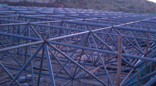 北宁概述网架加工中对钢材的质量的过细恳求
